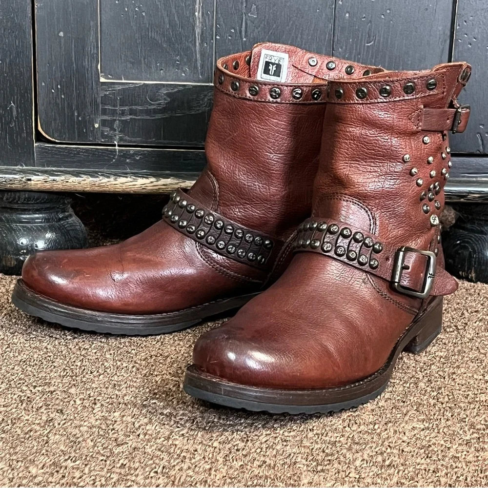 🔴SALE🔴 Frye Veronica studded moto ankle boot Size 8 - Picture 3 of 16